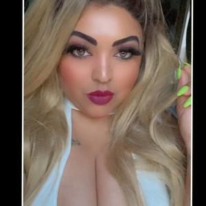 Meet your Posher, Nora